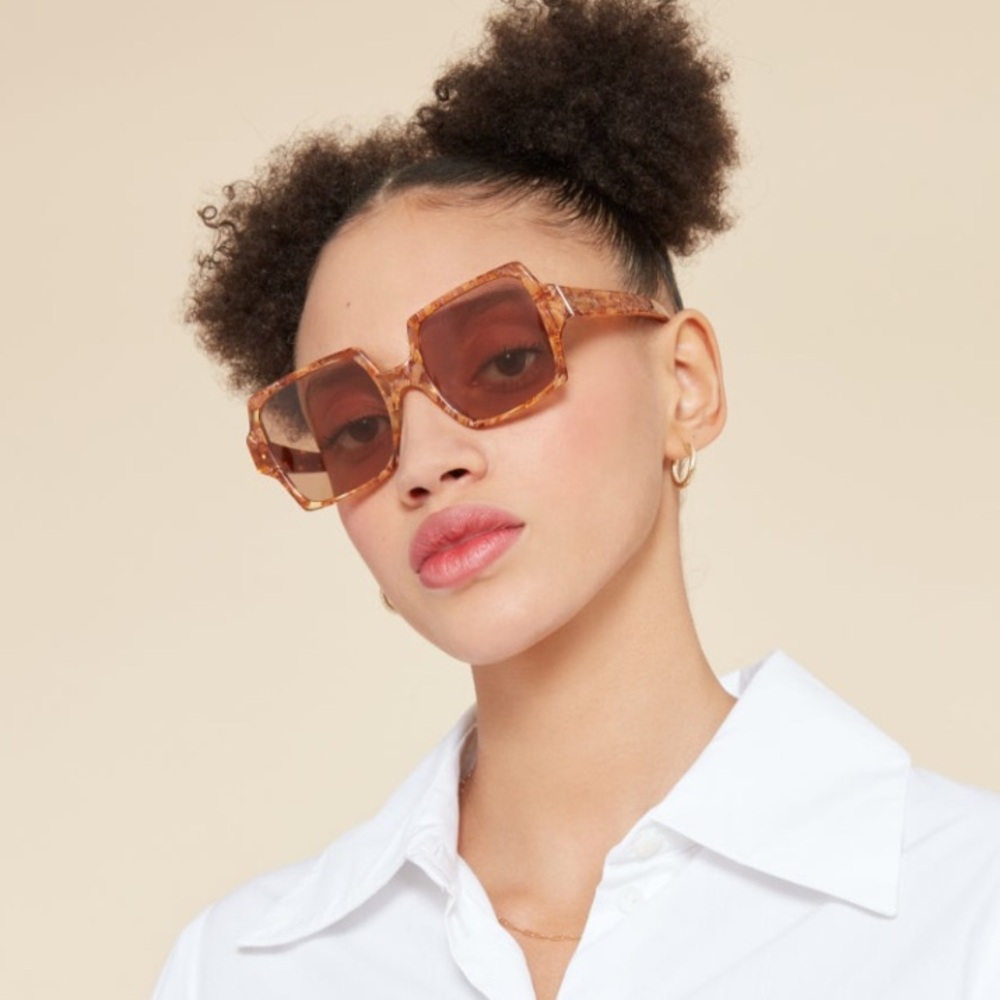 Velvet Canyon TV Eyes Sunglasses - new with box & case